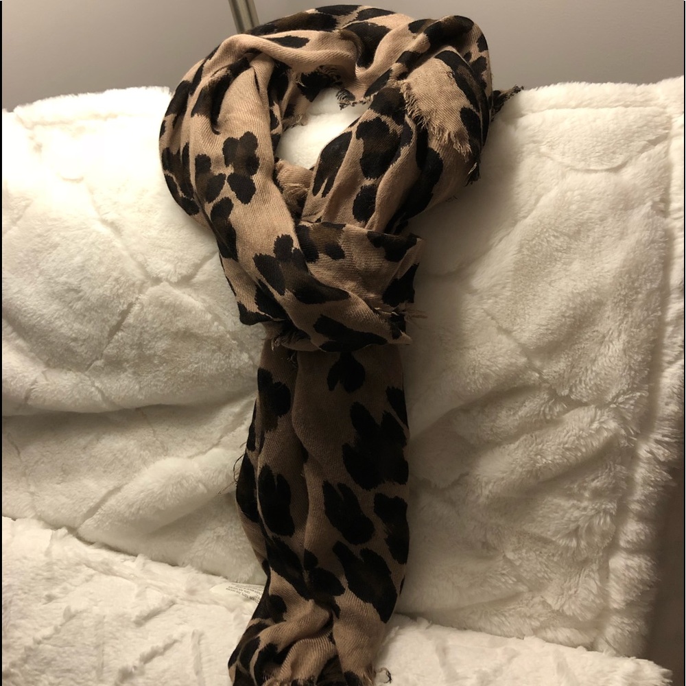 Cheetah Print Scarf